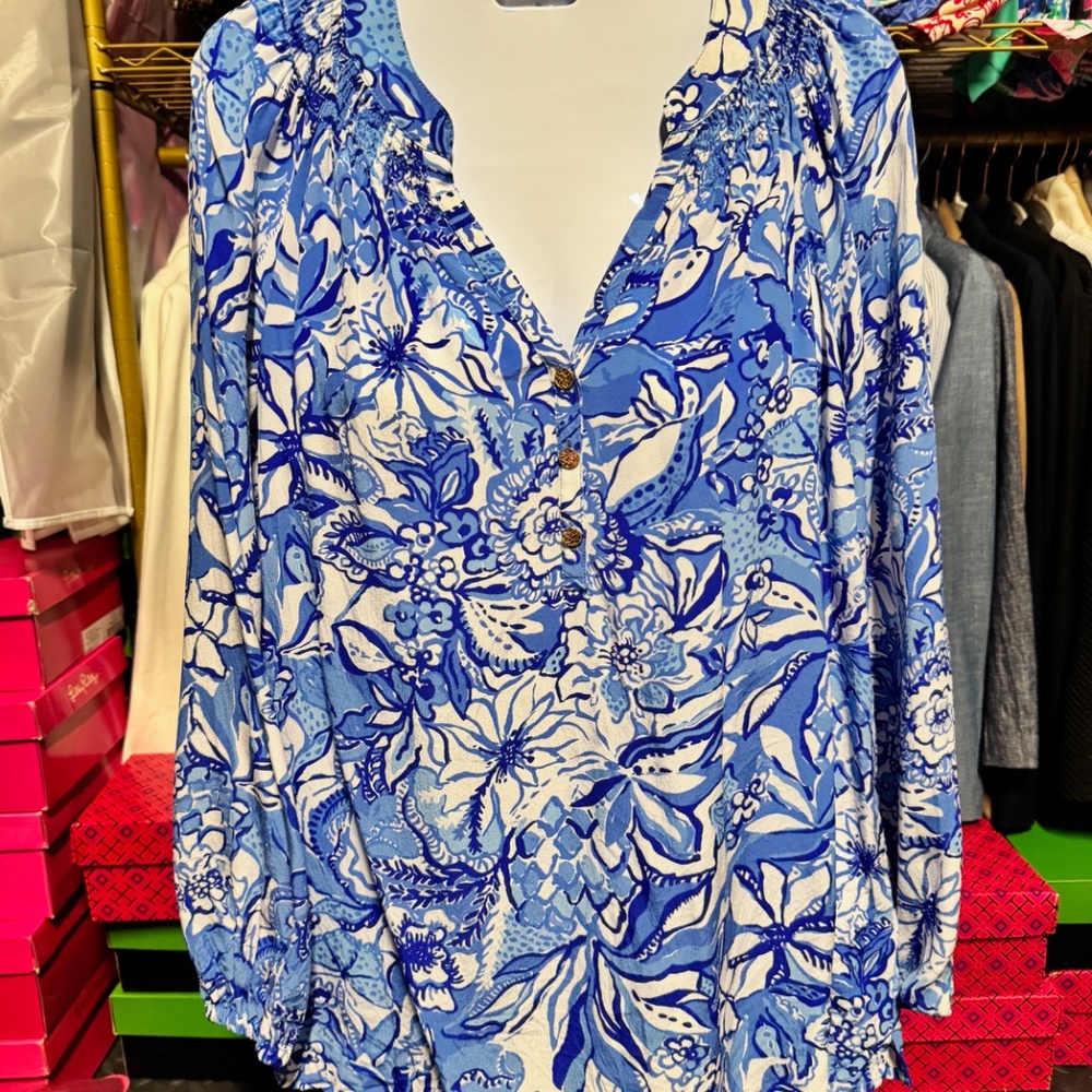 Lilly Pulitzer Elsa Silk Top - Blue Tang Flocking Fabulous (Size XS)